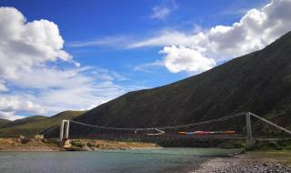 青藏线和川藏线全程多少公里 川藏线多少公里